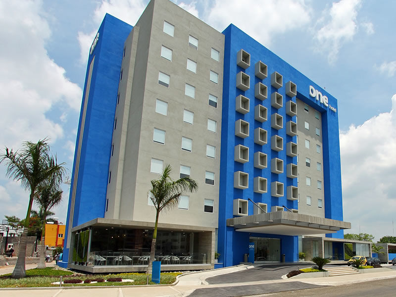 One Villahermosa 2000 Екстериор снимка